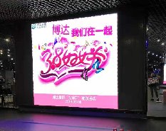 <strong>瑜伽，遇見(jiàn)最好的自己</strong>